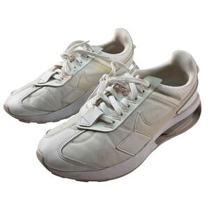 Nike Mesh Air Cushion Sneaker Women's Size 8 White Lifestyle Trainer